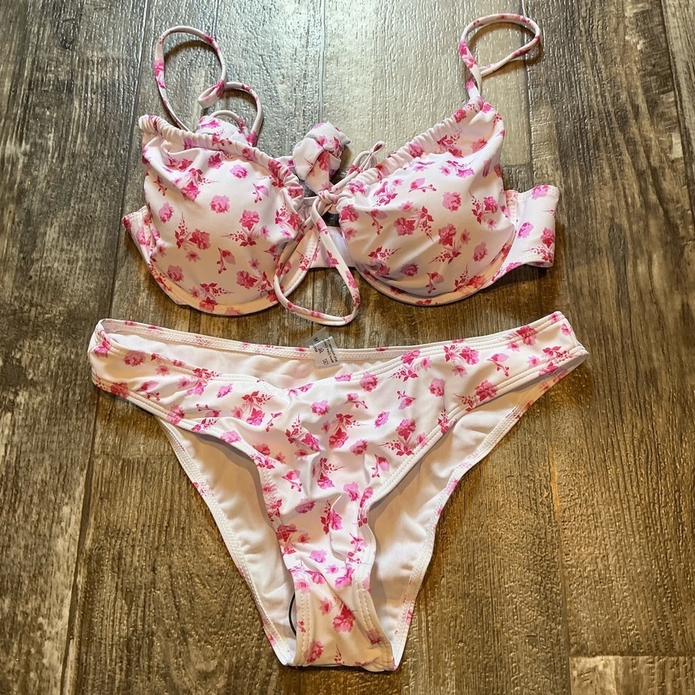 SHEIN Pink Floral Bikini Size Medium